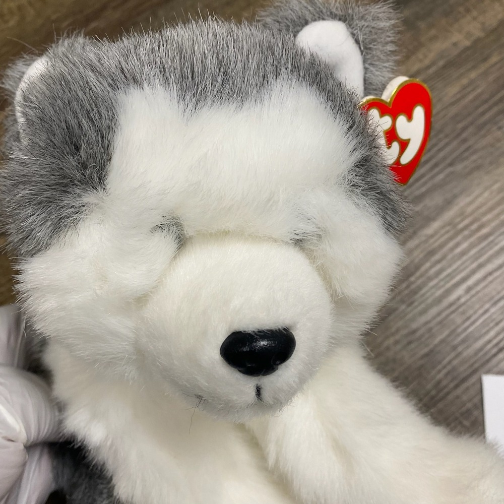 Ty Classic Dakota Husky Dog Plush Grey White Retired 2001 Stuffed Animal